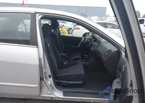 2006 Honda Accord 2.4 Lx z USA, uszkodzony, nr VIN 1HGCM56446A054348